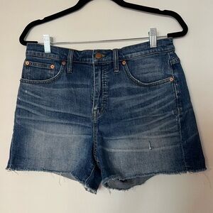 Madewell high rise denim shorts size 29